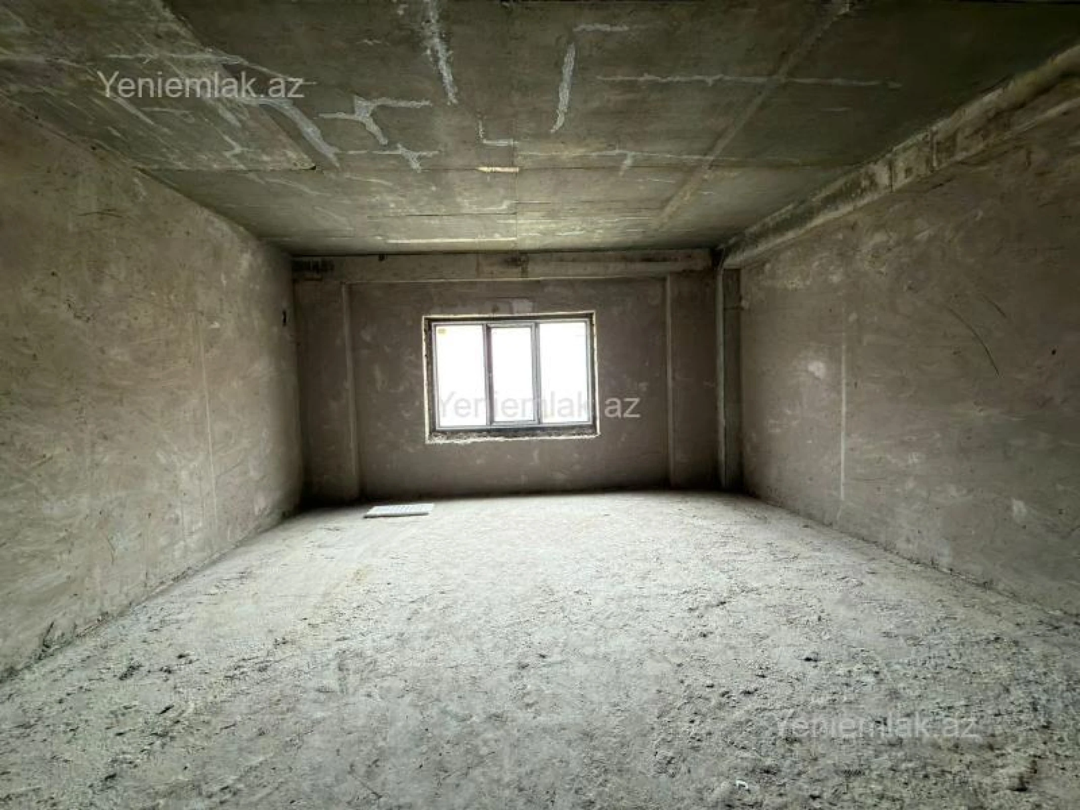 Satılır 3 otaqlı yeni tikili 90 m²