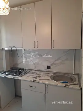 Satılır 2 otaqlı köhnə tikili 55 m²
