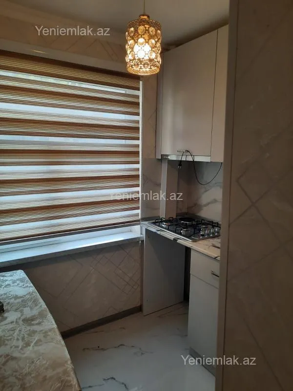 Satılır 2 otaqlı köhnə tikili 55 m²
