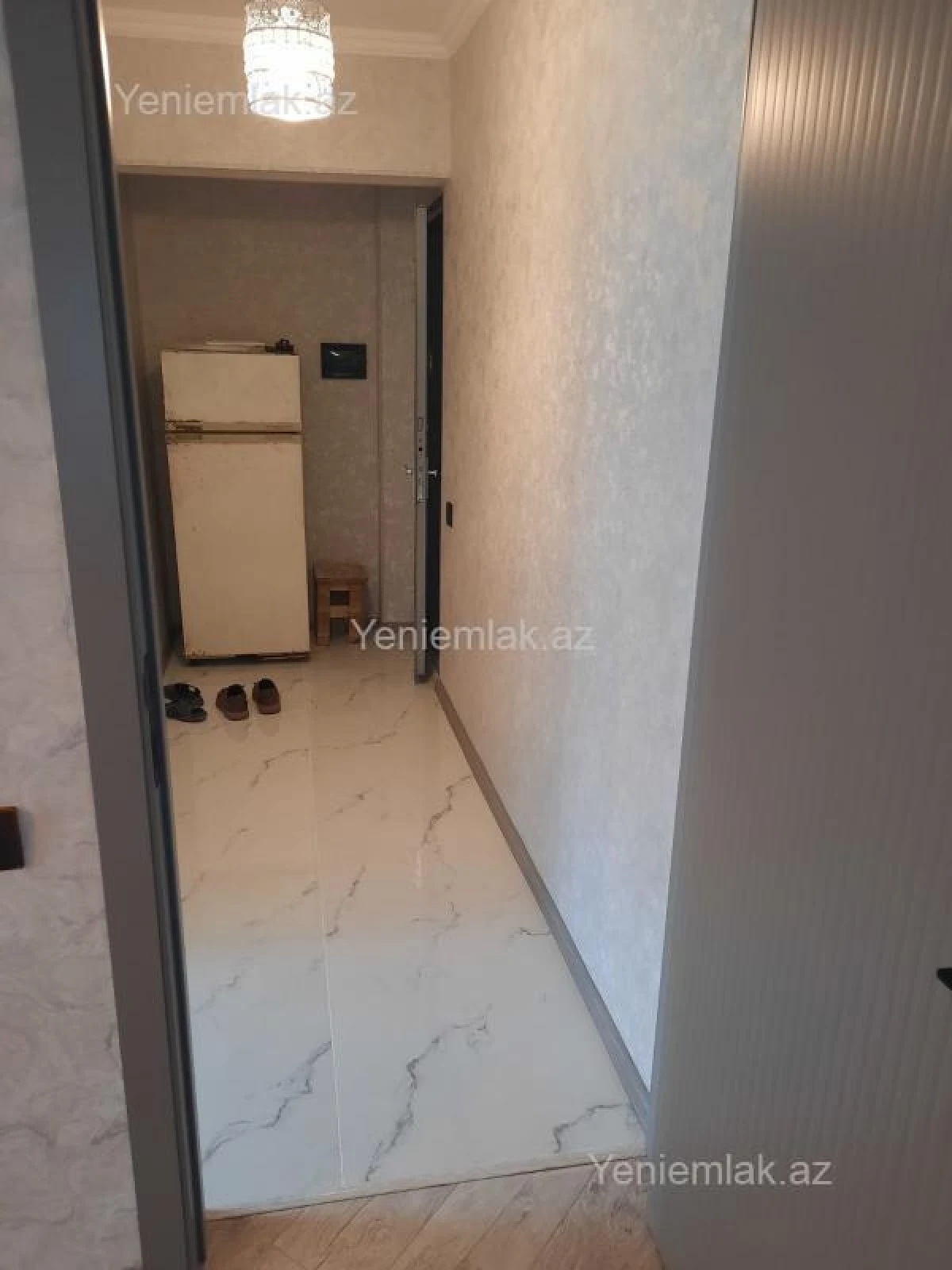 Satılır 2 otaqlı köhnə tikili 55 m²