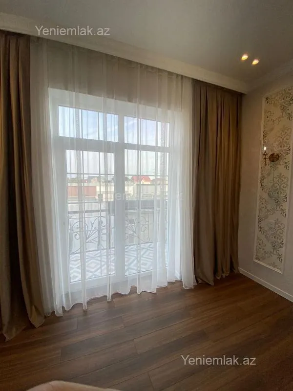 Satılır 4 otaqlı həyət evi 180 m²