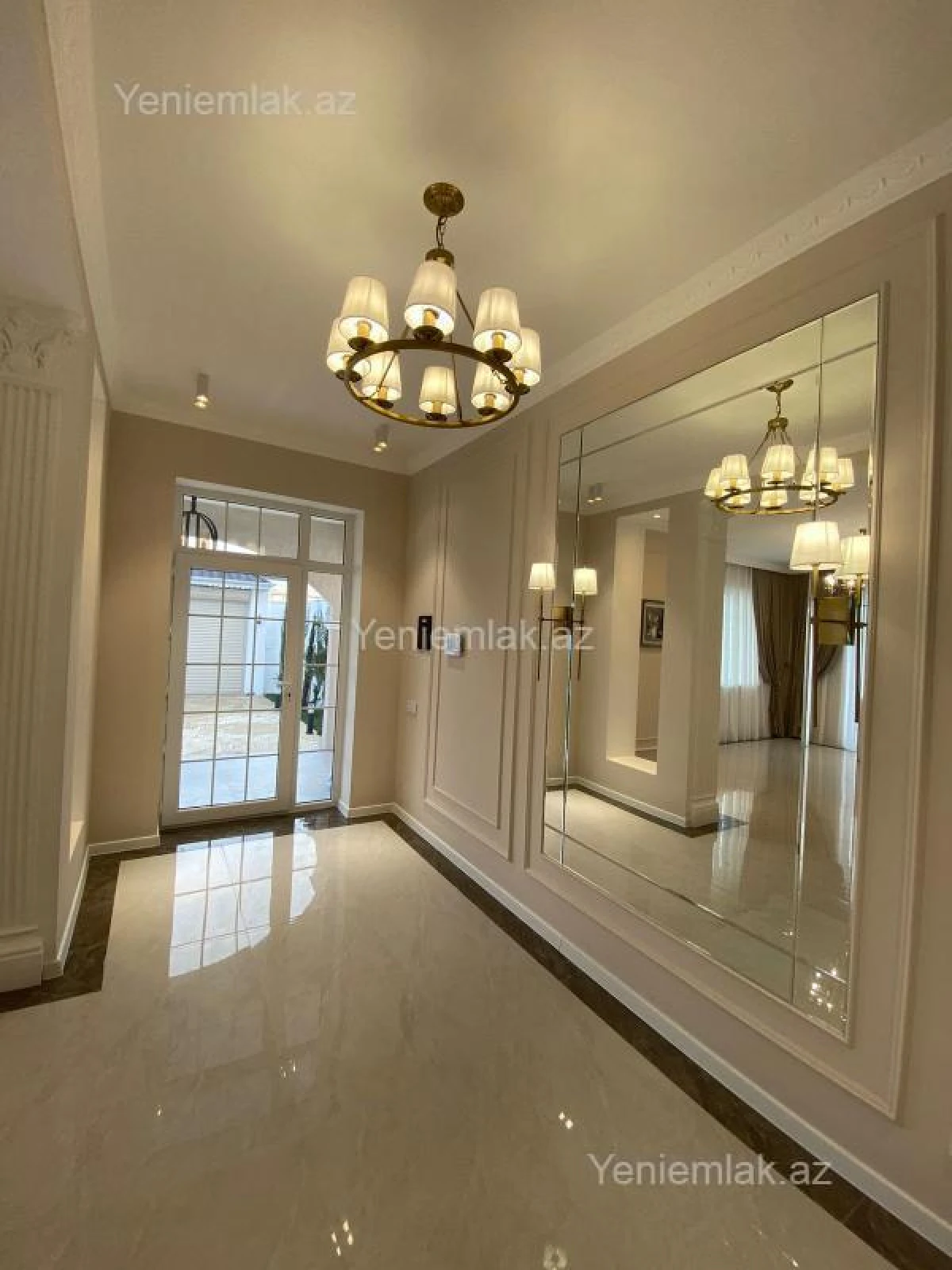 Satılır 4 otaqlı həyət evi 180 m²