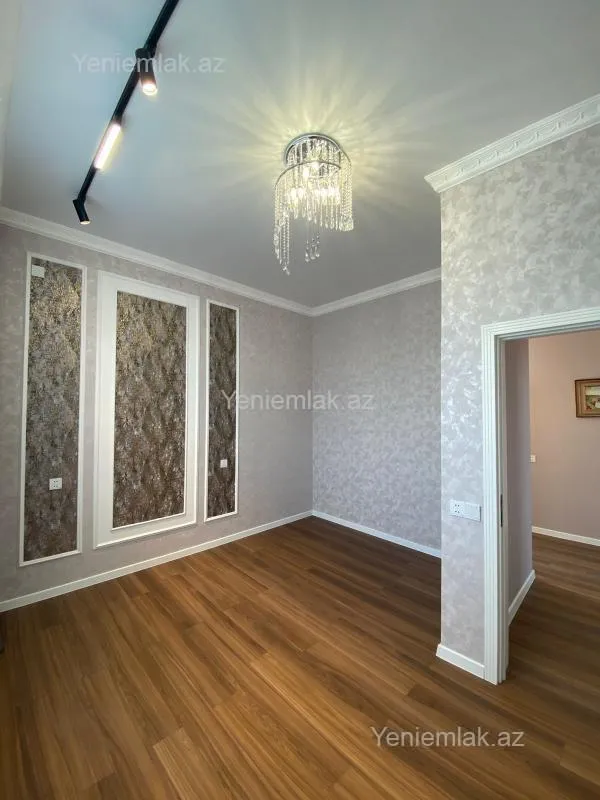 Satılır 4 otaqlı həyət evi 180 m²