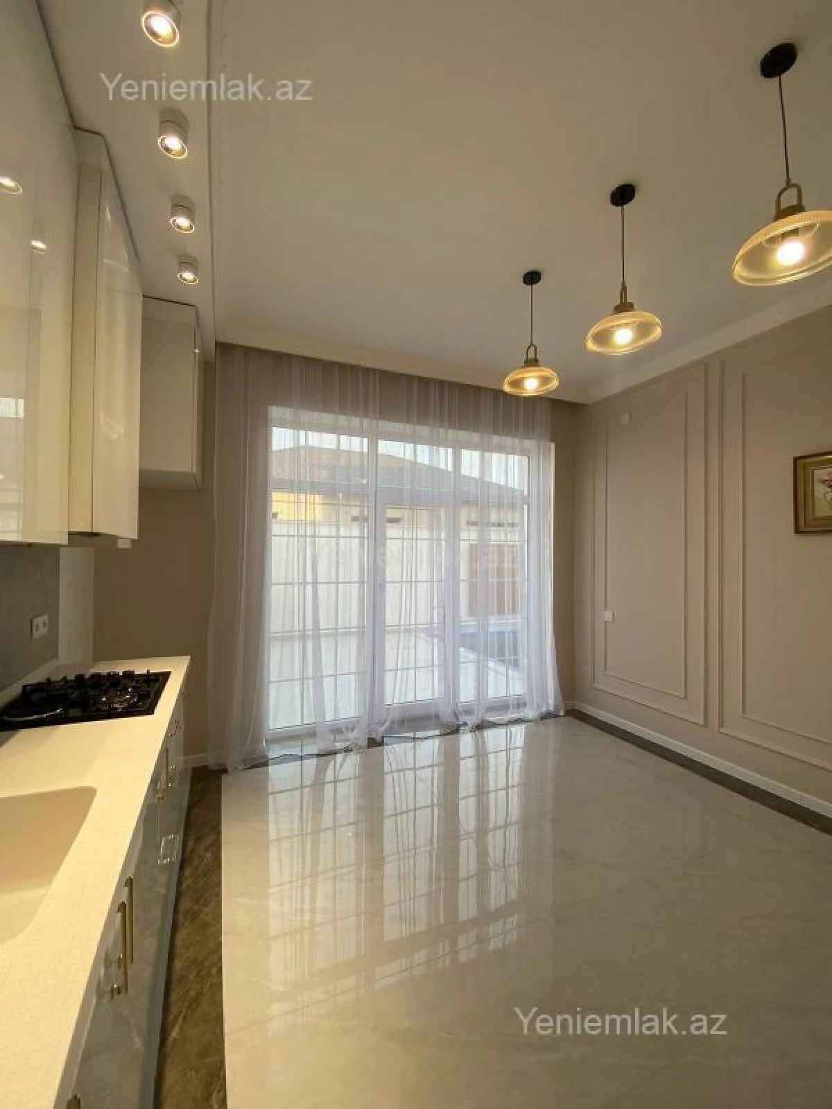 Satılır 4 otaqlı həyət evi 180 m²