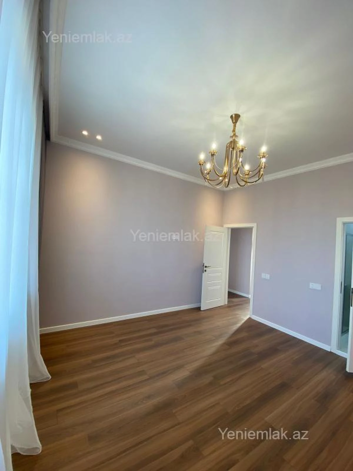 Satılır 4 otaqlı həyət evi 180 m²