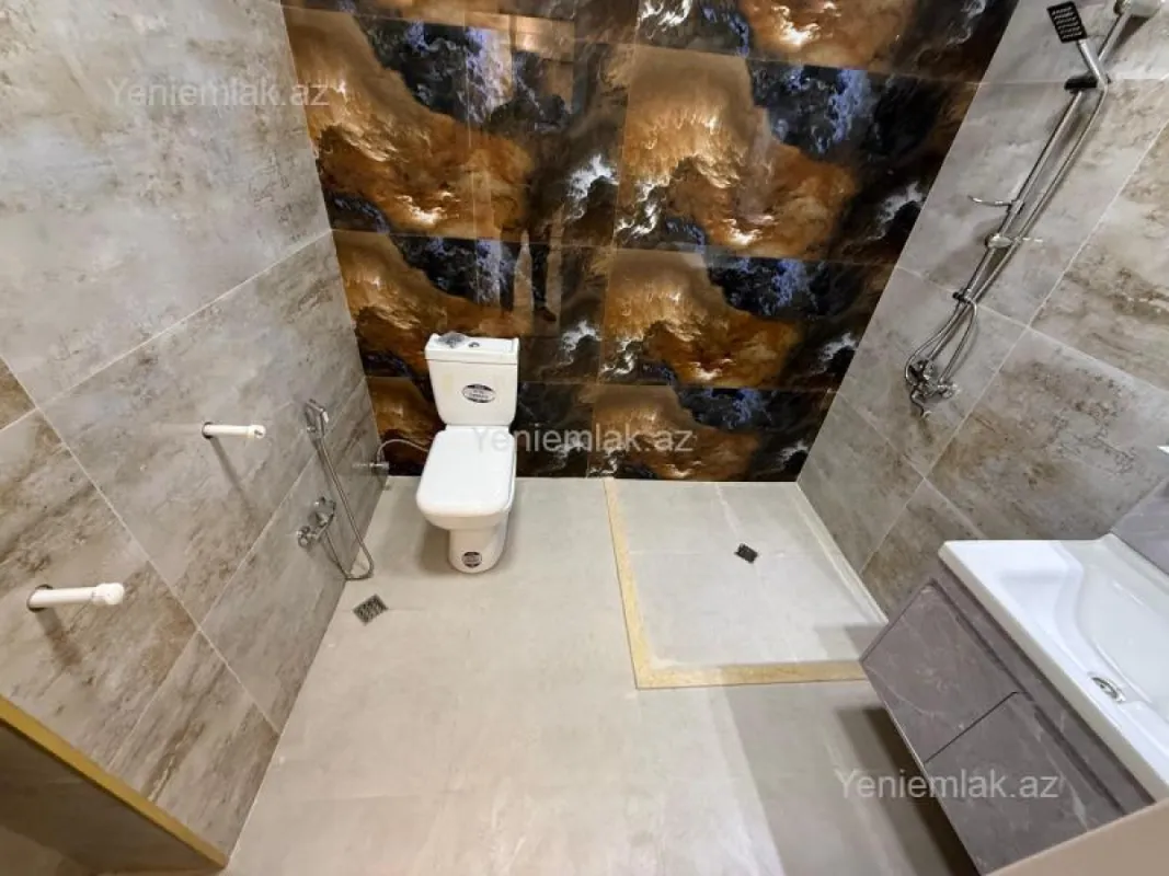 Satılır 3 otaqlı yeni tikili 61 m²
