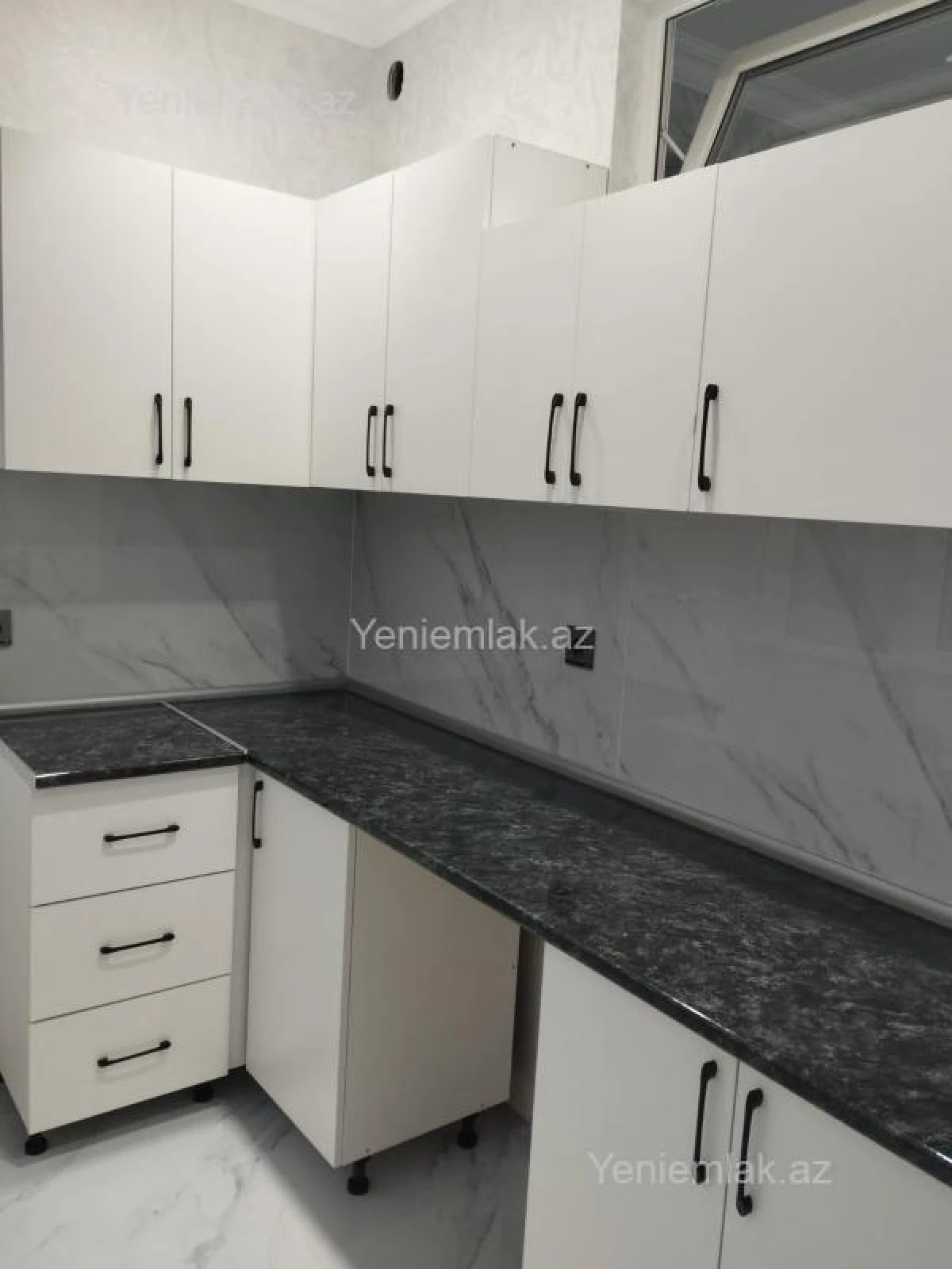 Satılır 2 otaqlı yeni tikili 45 m²