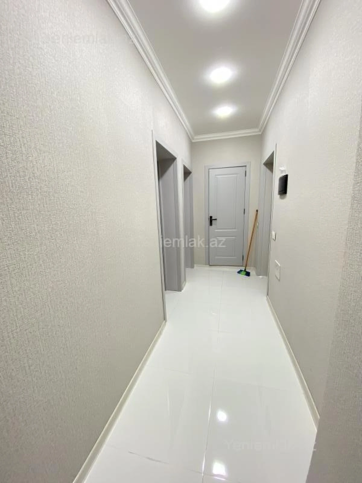 Satılır 2 otaqlı yeni tikili 57 m²