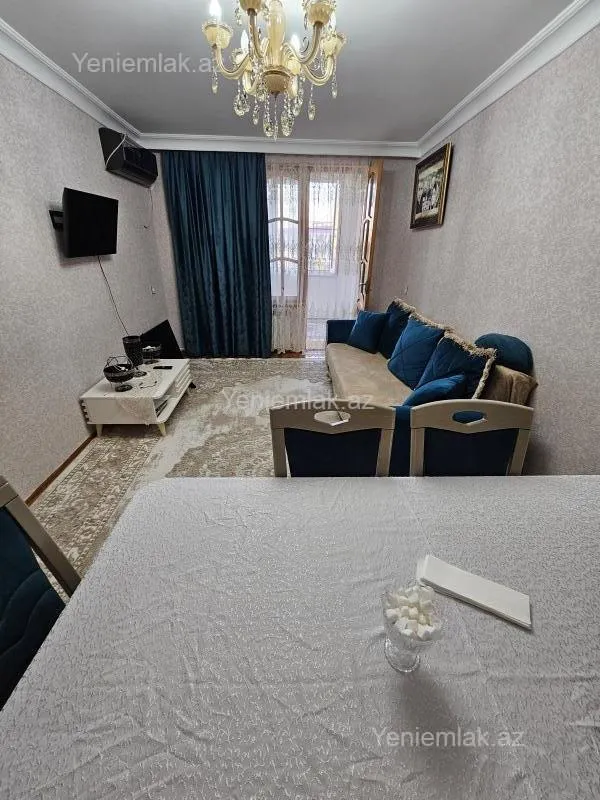 Satılır 3 otaqlı köhnə tikili 68 m²