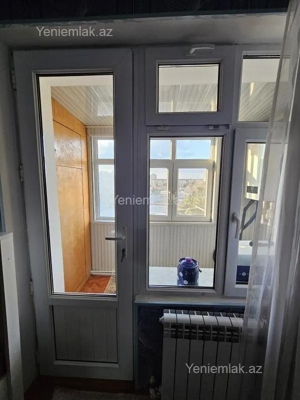 Satılır 3 otaqlı köhnə tikili 68 m²