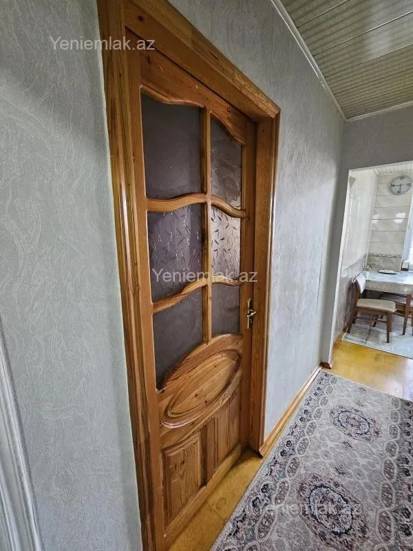 Satılır 3 otaqlı köhnə tikili 68 m²