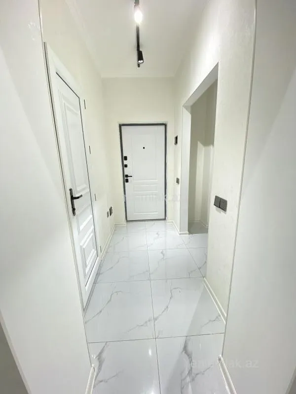 Satılır 2 otaqlı yeni tikili 43 m²