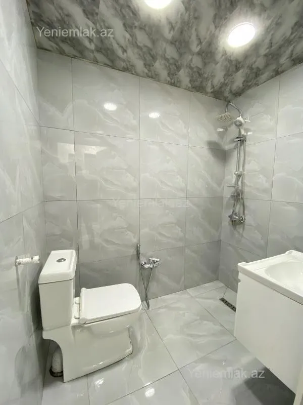 Satılır 2 otaqlı yeni tikili 43 m²