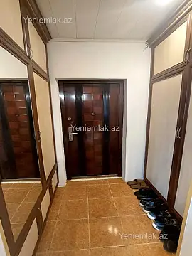 Satılır 3 otaqlı köhnə tikili 80 m²
