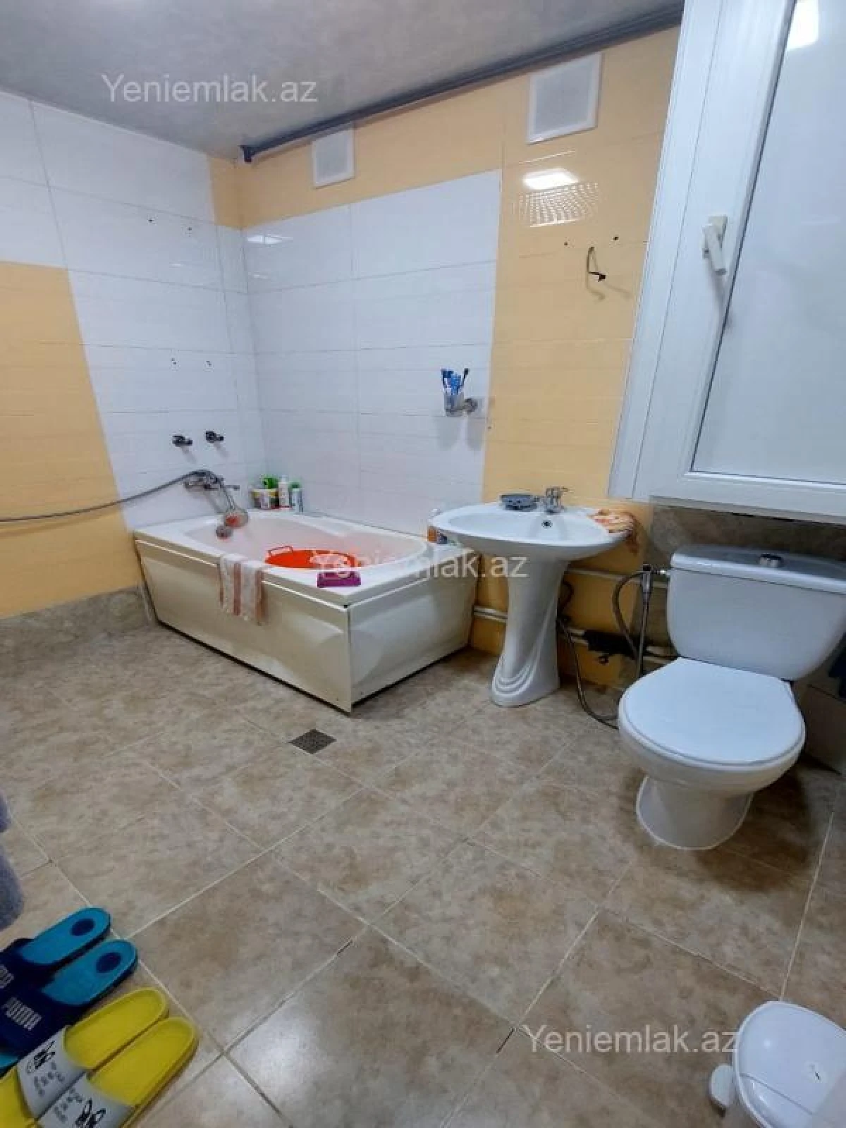 Satılır 3 otaqlı köhnə tikili 80 m²