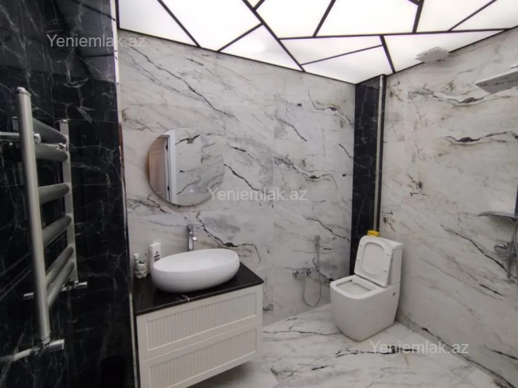 Satılır 3 otaqlı yeni tikili 122 m²