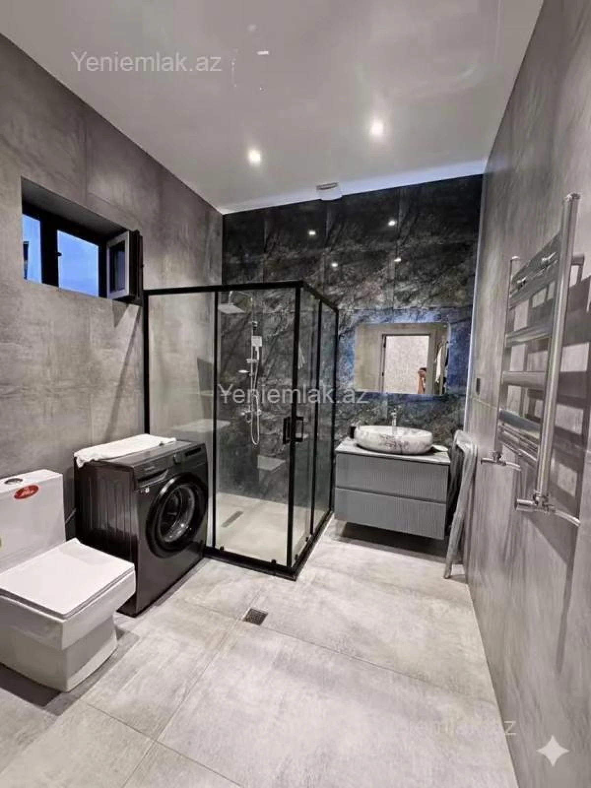 Satılır 5 otaqlı həyət evi 210 m²