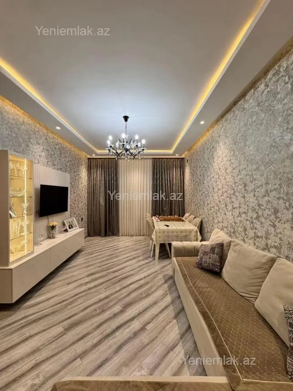 Satılır 5 otaqlı həyət evi 210 m²