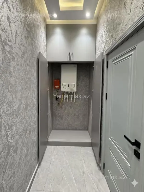 Satılır 5 otaqlı həyət evi 210 m²
