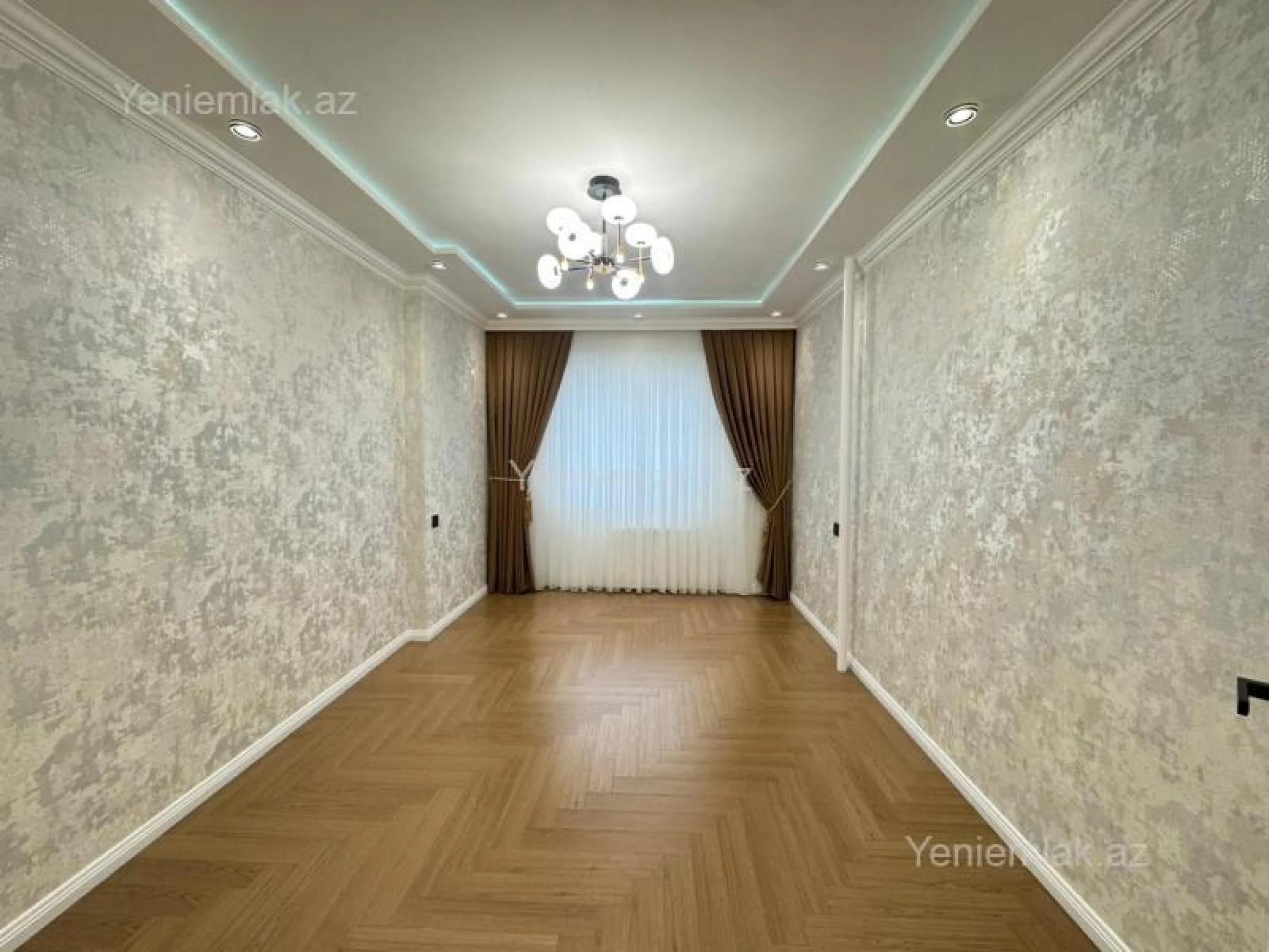 Satılır 3 otaqlı köhnə tikili 75 m²