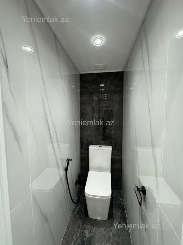 Satılır 3 otaqlı köhnə tikili 75 m²