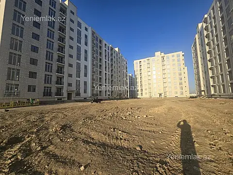 Satılır 3 otaqlı yeni tikili 80 m²