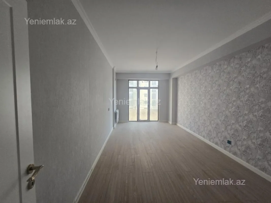 Satılır 3 otaqlı yeni tikili 80 m²