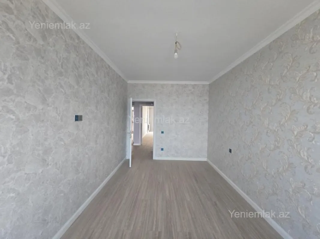 Satılır 3 otaqlı yeni tikili 80 m²