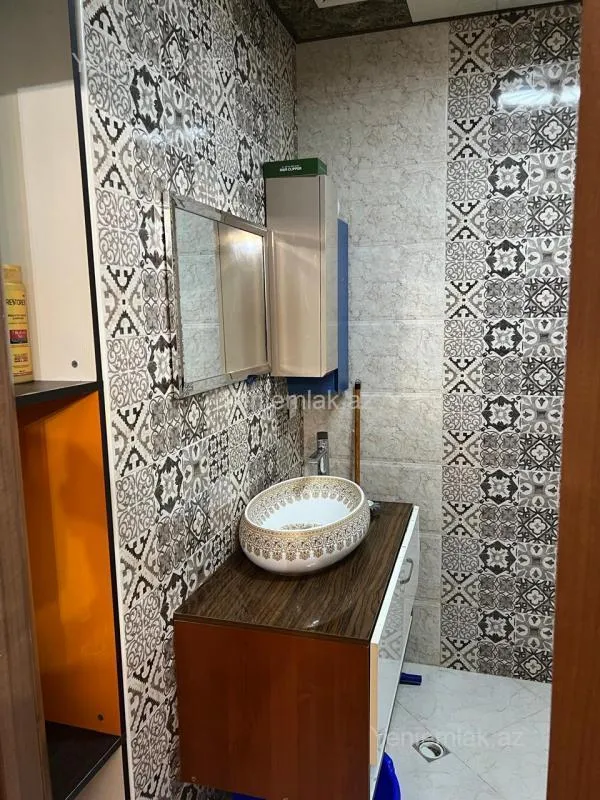 Satılır 3 otaqlı yeni tikili 87 m²