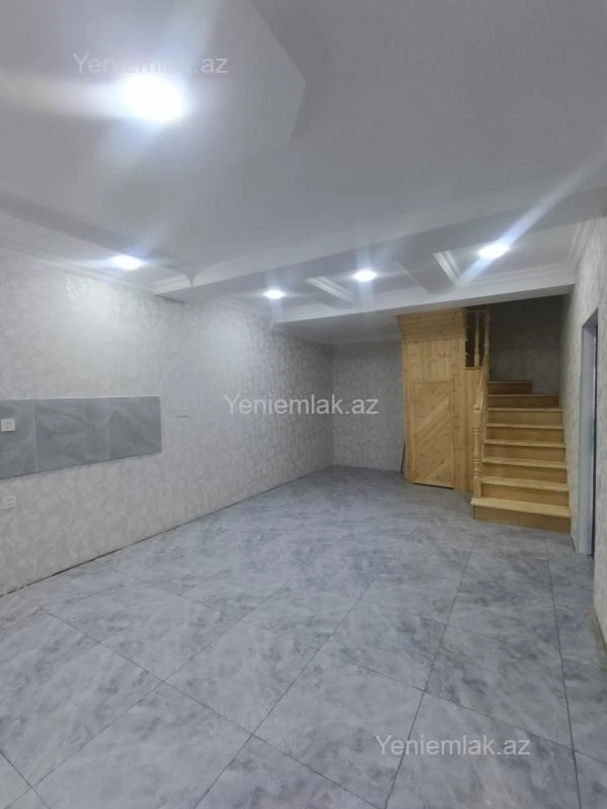 Satılır 6 otaqlı həyət evi 170 m²