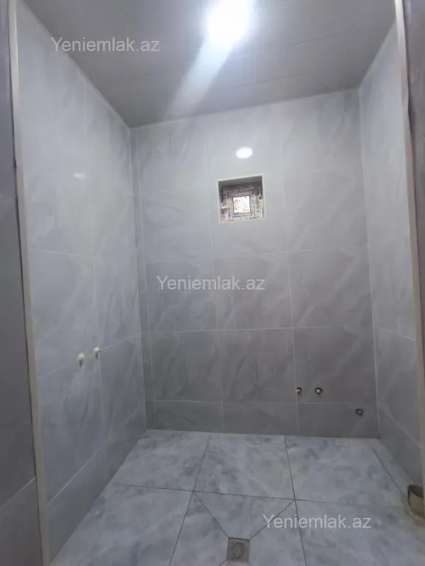 Satılır 6 otaqlı həyət evi 170 m²