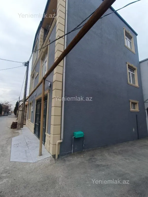 Satılır 6 otaqlı həyət evi 170 m²