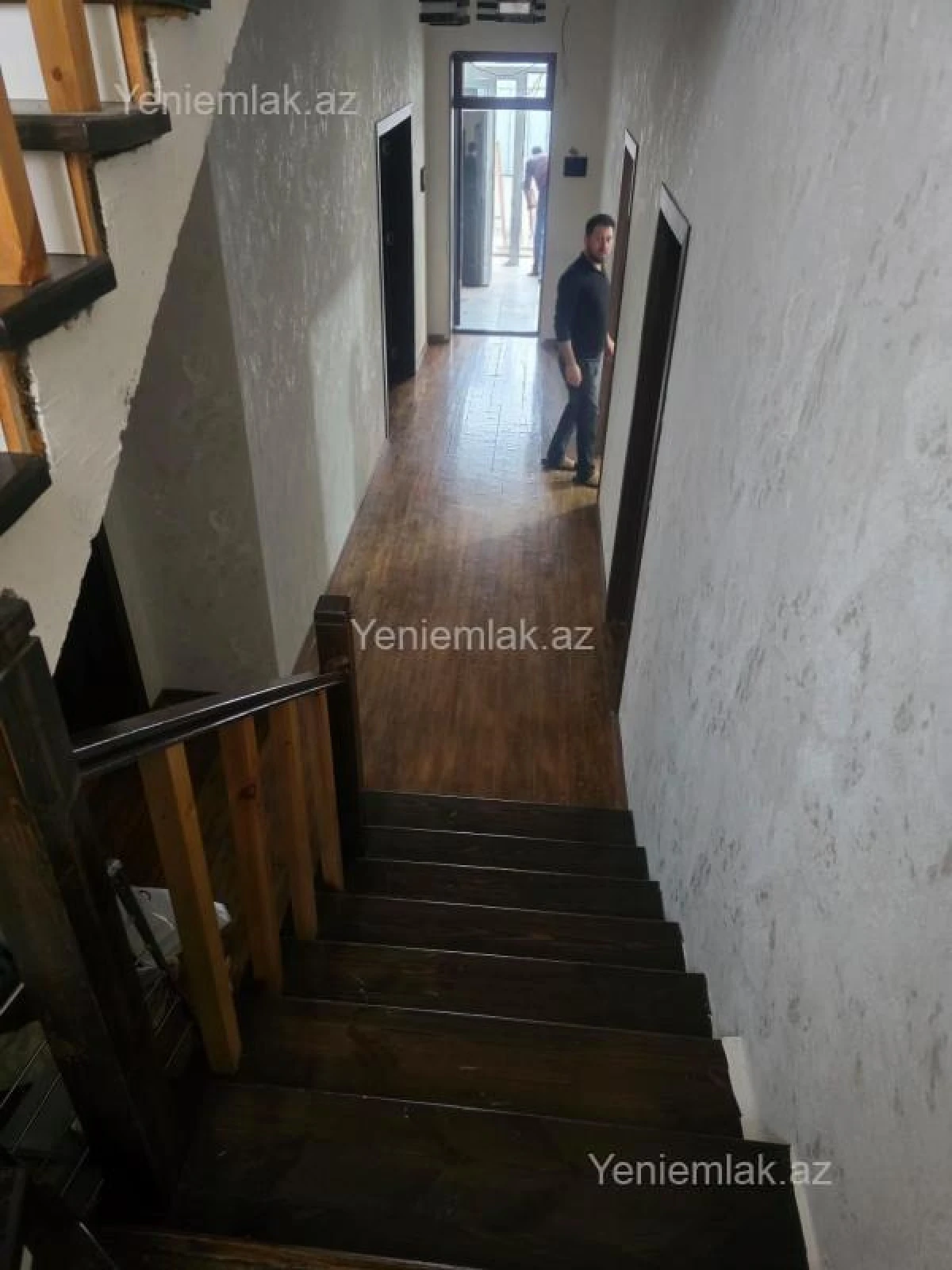 Satılır 6 otaqlı həyət evi 225 m²