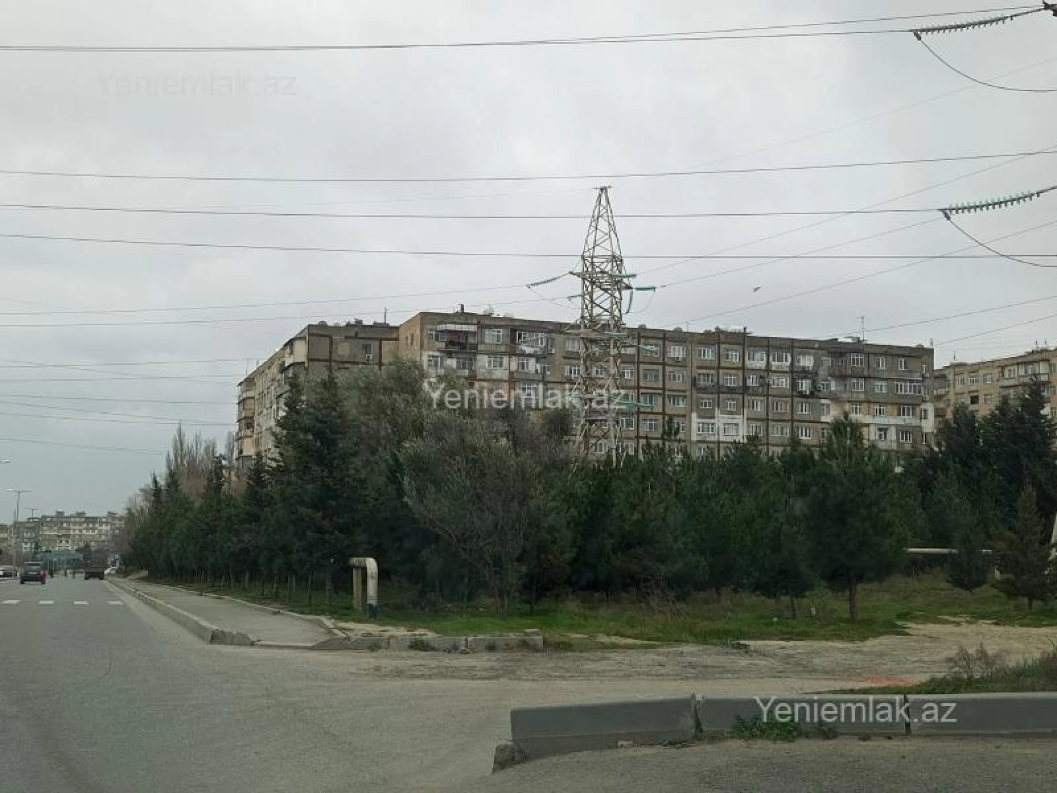 Satılır 2 otaqlı köhnə tikili 65 m²