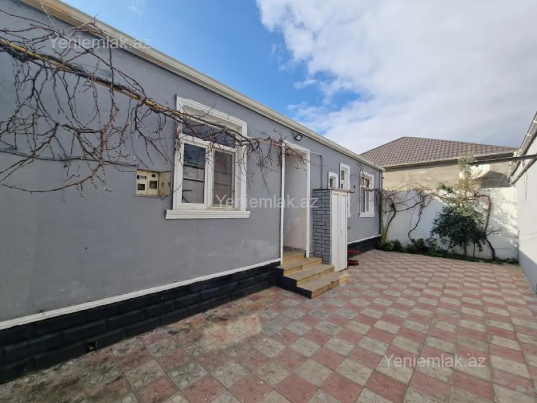 Satılır 4 otaqlı həyət evi 110 m²