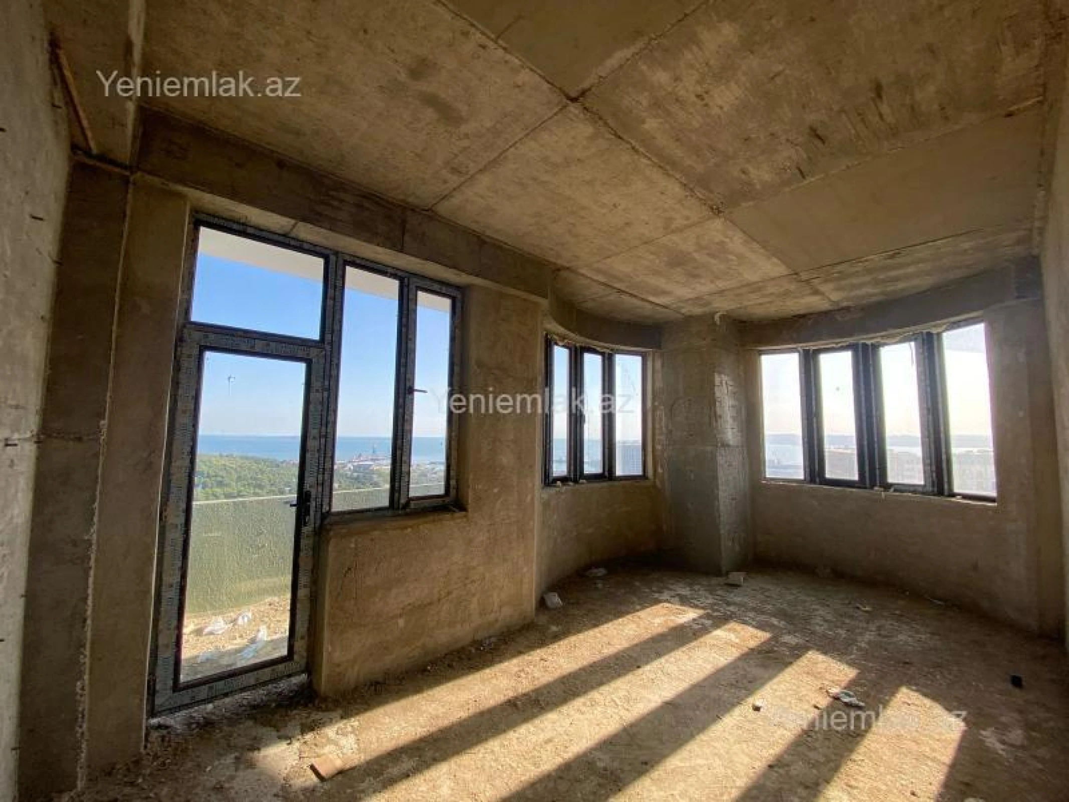 Satılır 3 otaqlı yeni tikili 110.2 m²