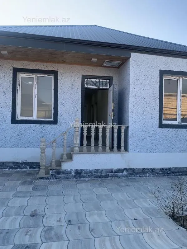 Satılır 3 otaqlı həyət evi 75 m²