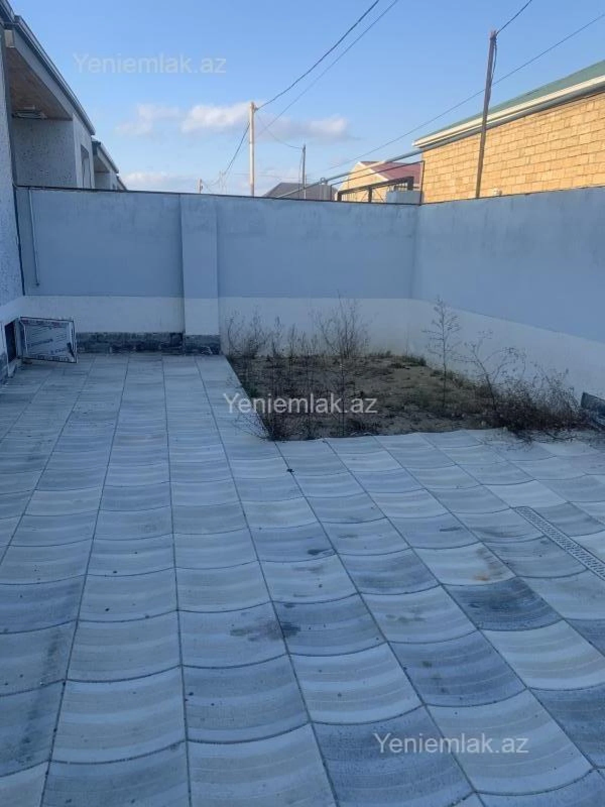 Satılır 3 otaqlı həyət evi 75 m²
