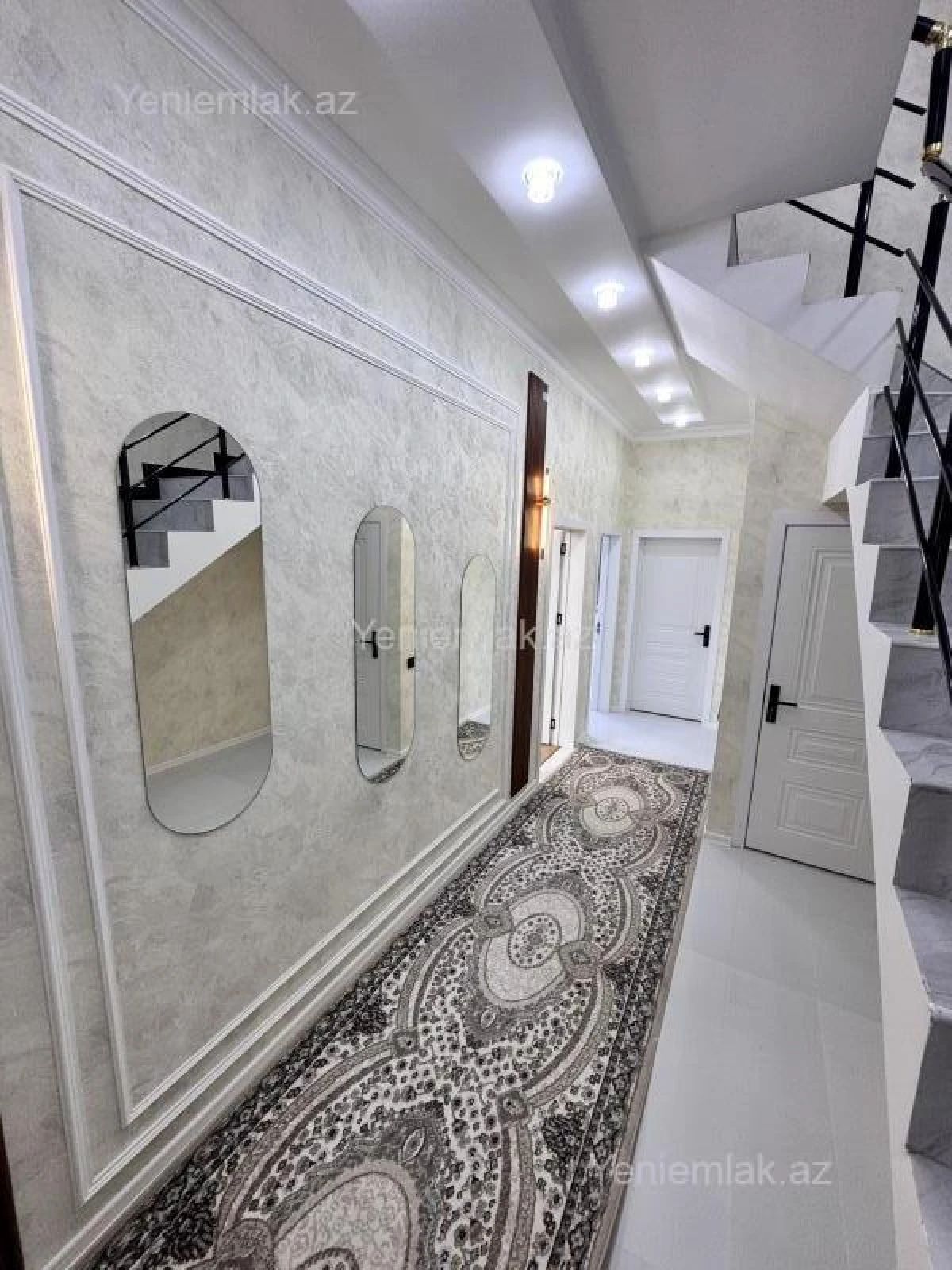 Satılır 5 otaqlı həyət evi 140 m²