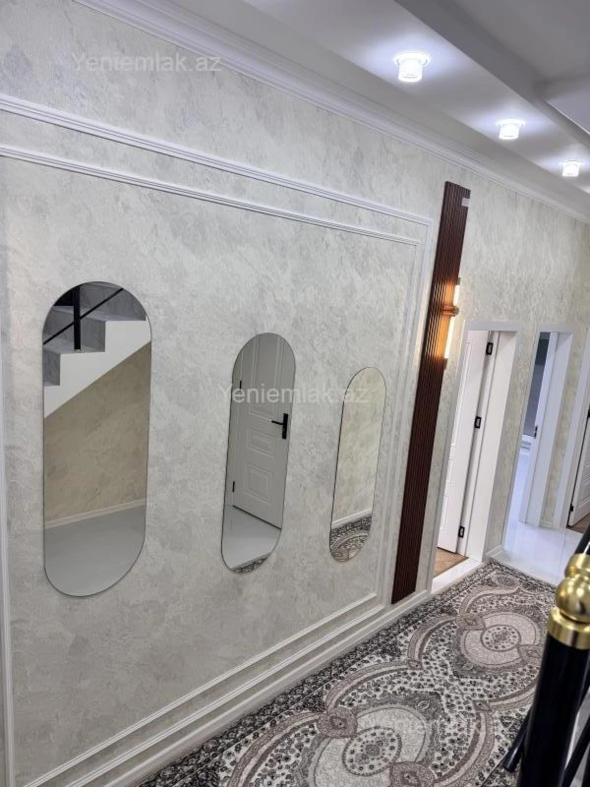 Satılır 5 otaqlı həyət evi 140 m²