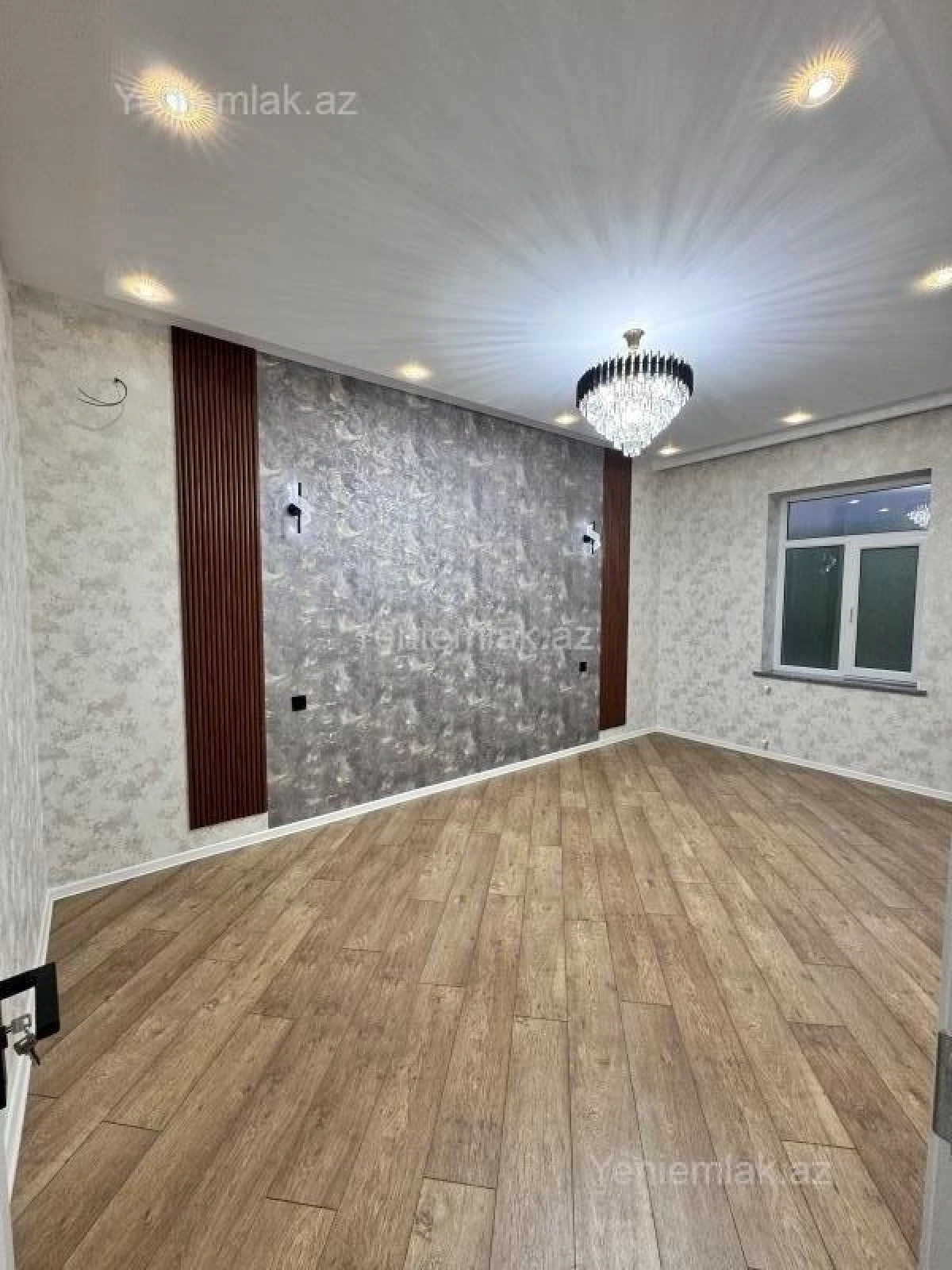 Satılır 5 otaqlı həyət evi 140 m²
