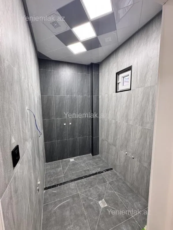 Satılır 5 otaqlı həyət evi 140 m²