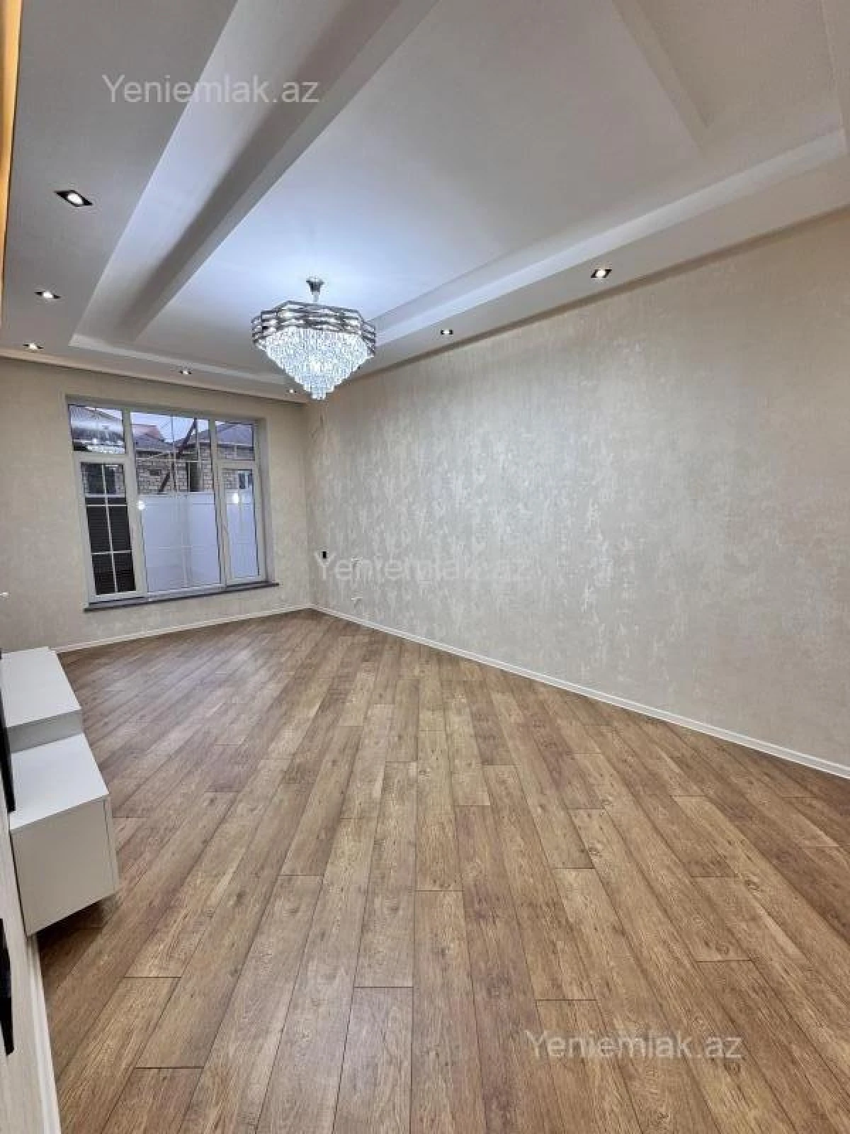 Satılır 5 otaqlı həyət evi 140 m²