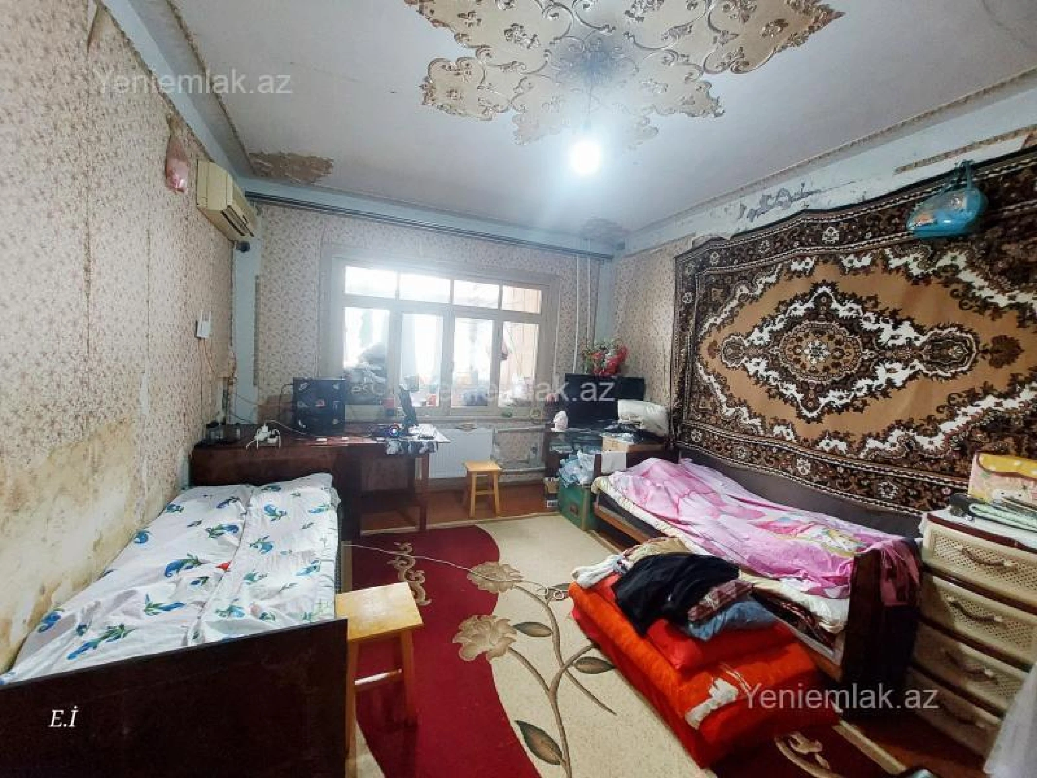 Satılır 3 otaqlı köhnə tikili 70 m²