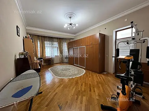 Satılır 4 otaqlı yeni tikili 195 m²