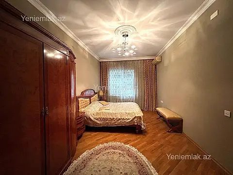 Satılır 4 otaqlı yeni tikili 195 m²