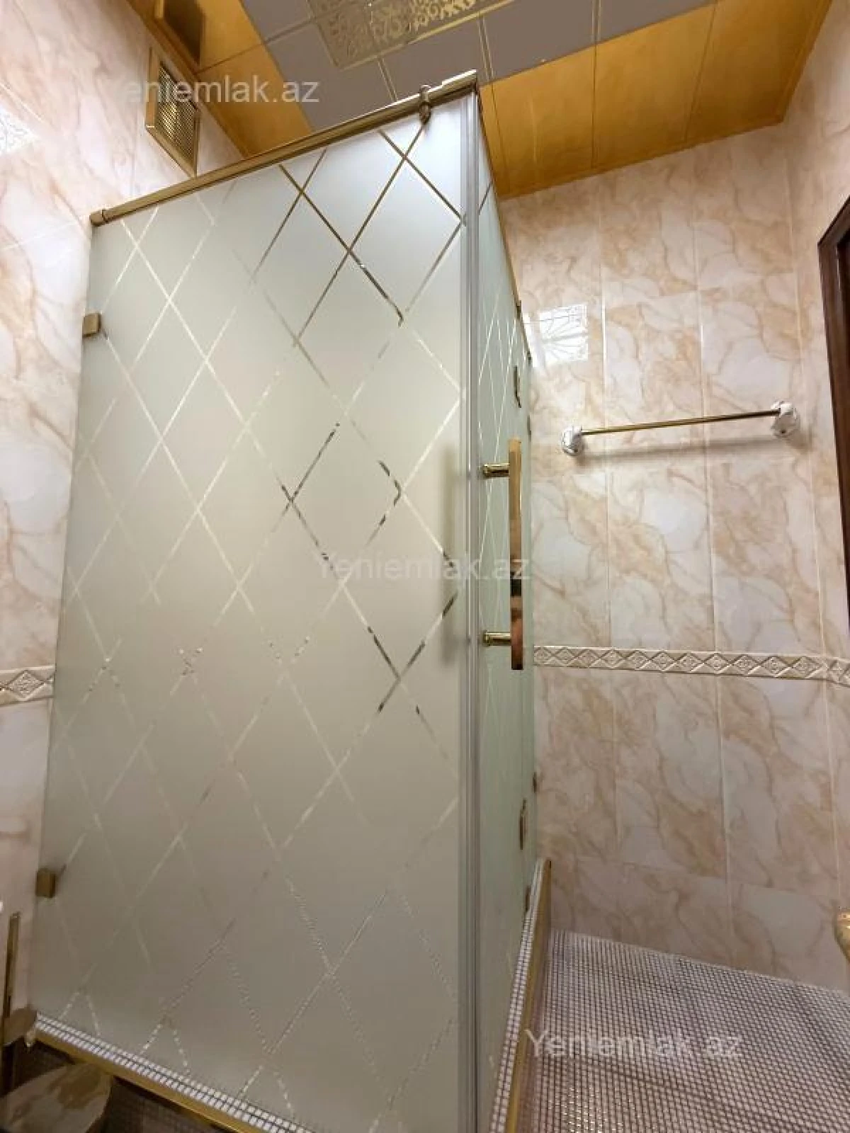 Satılır 4 otaqlı yeni tikili 250 m²