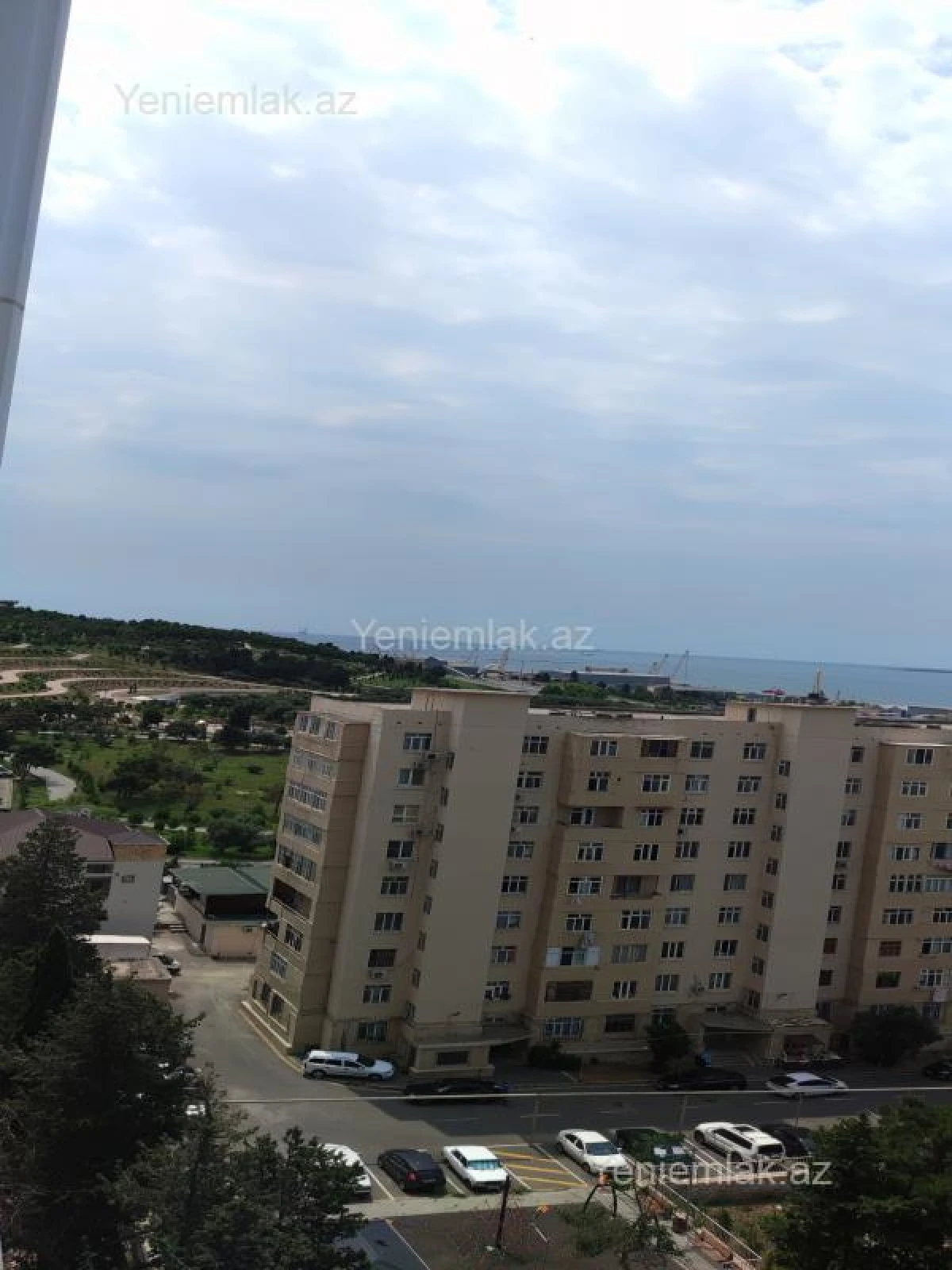 Satılır 2 otaqlı yeni tikili 82 m²