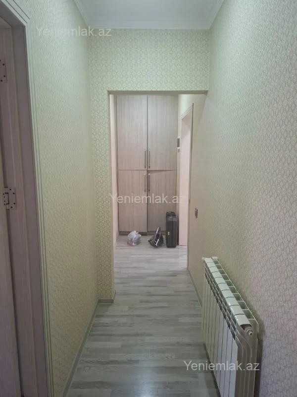 Satılır 4 otaqlı köhnə tikili 93 m²
