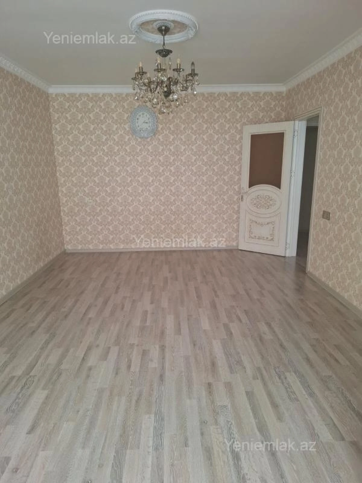 Satılır 4 otaqlı köhnə tikili 93 m²